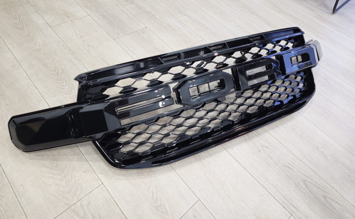 Gloss Raptor Style Grilles to Suit Ranger & Everest
