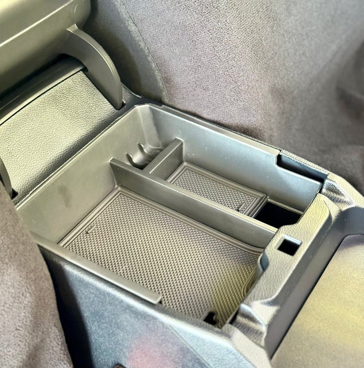 Next Gen Everest Centre Console Tray
