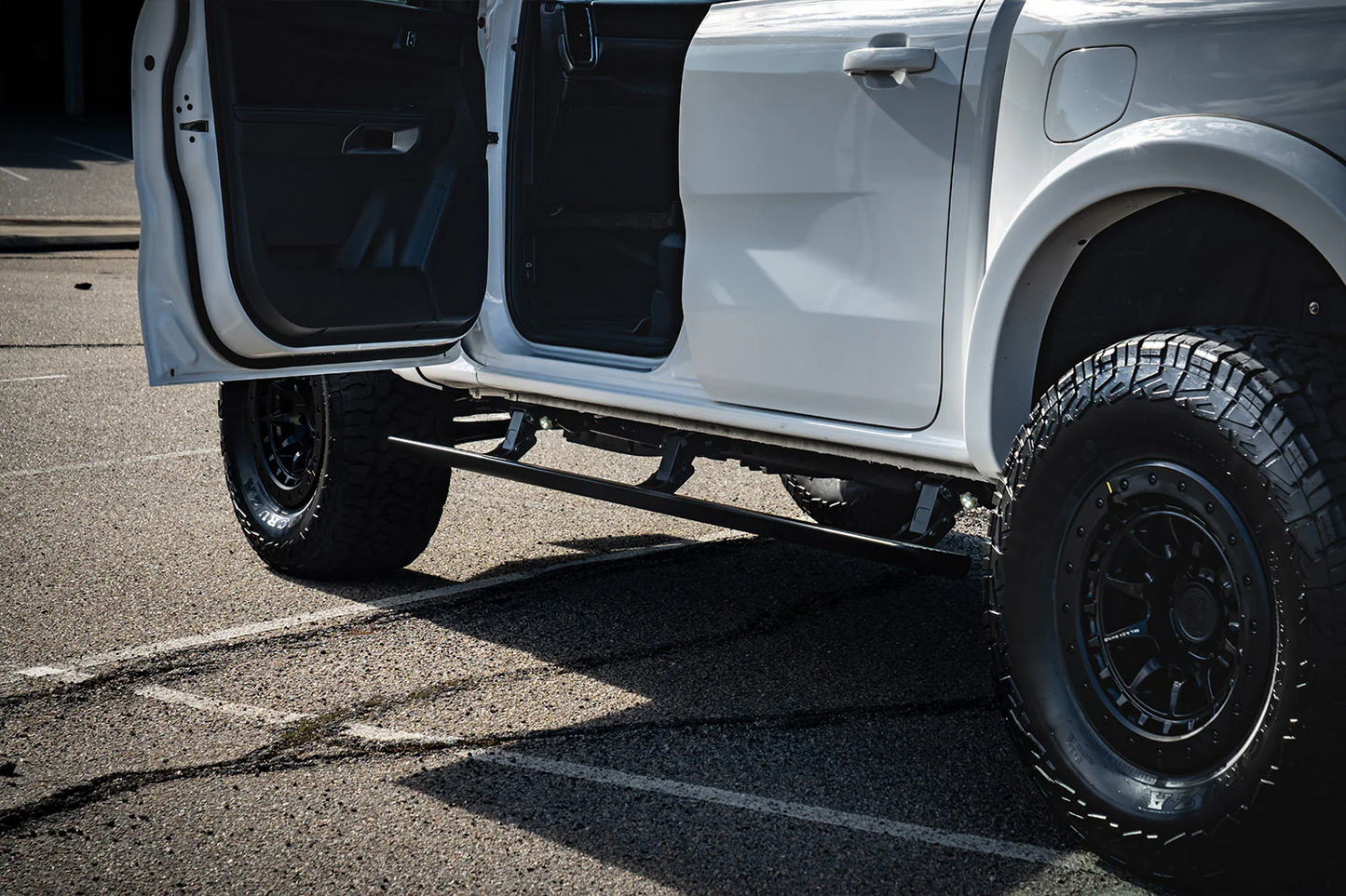 NEXT GEN FORD RANGER ELECTRIC SIDE STEPS (MY22+) - SUIT RAPTOR ALSO VIKOR INDUSTRIES