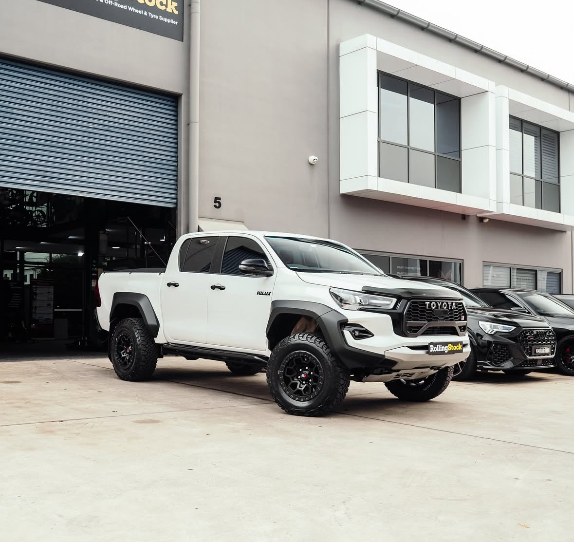 HILUX N80 2015+